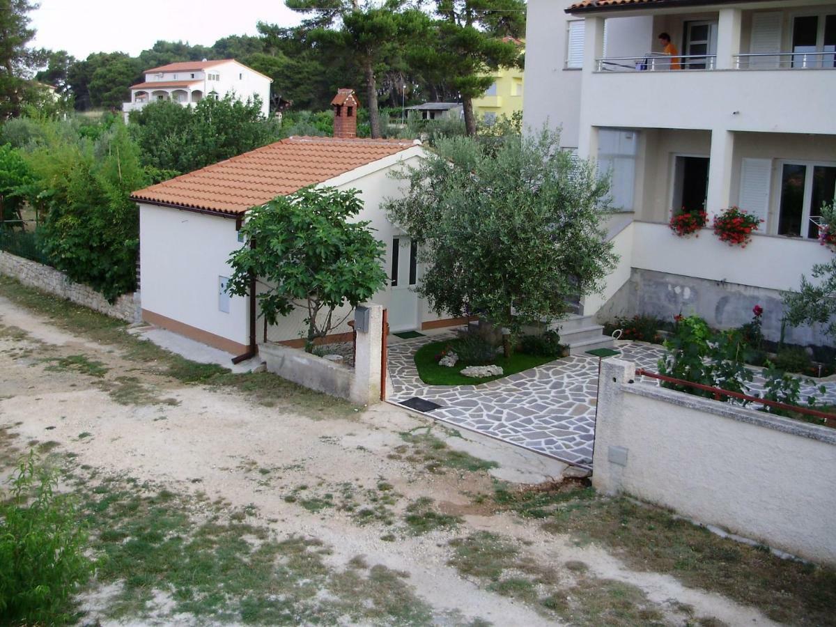 Leca- Small House Medulin Exterior photo